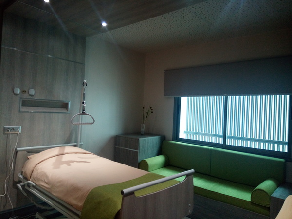 chambre hospitalisation polyclinique hamda laouani